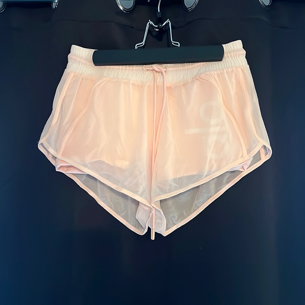 Alo yoga shorts